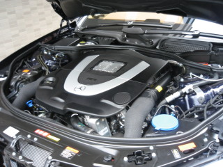 W221 エンジン